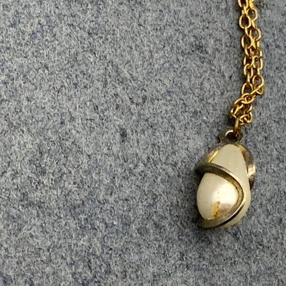 Pearl Teardrop Pendant Necklace As Is Gold Chain Silver Swirl Cage - Picture 5 of 5
